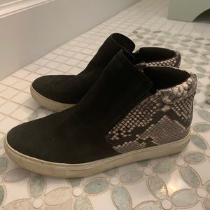 Kenneth Cole Slip on Sneakers